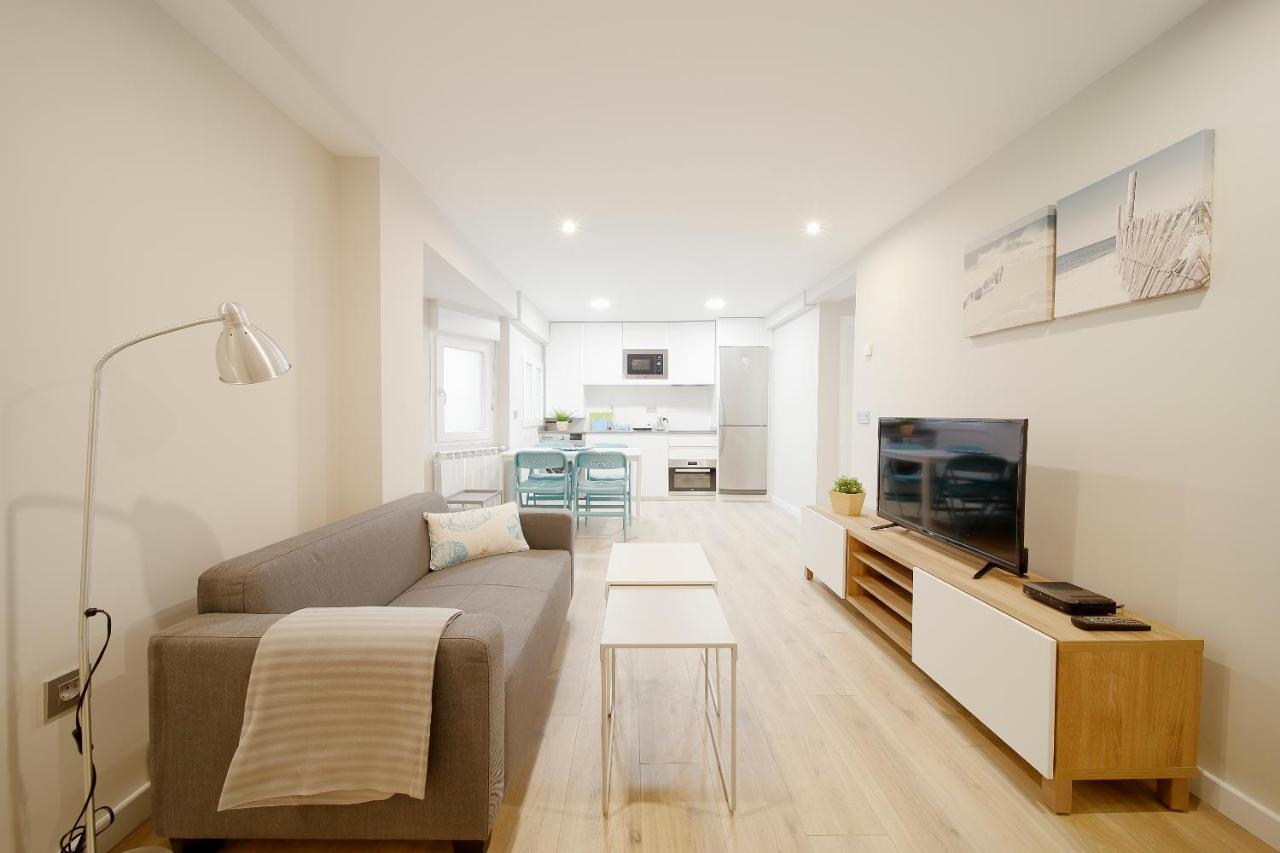 Centro-Nautico III Lägenhet Gijón Exteriör bild